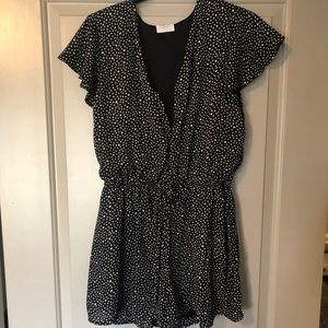 Cap Sleeve Romper - Black & White - Size Large